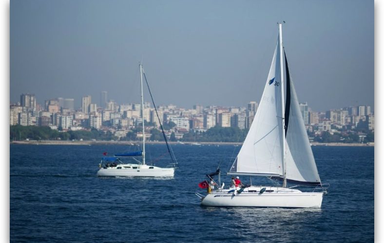 alquiler de veleros y catamaranes